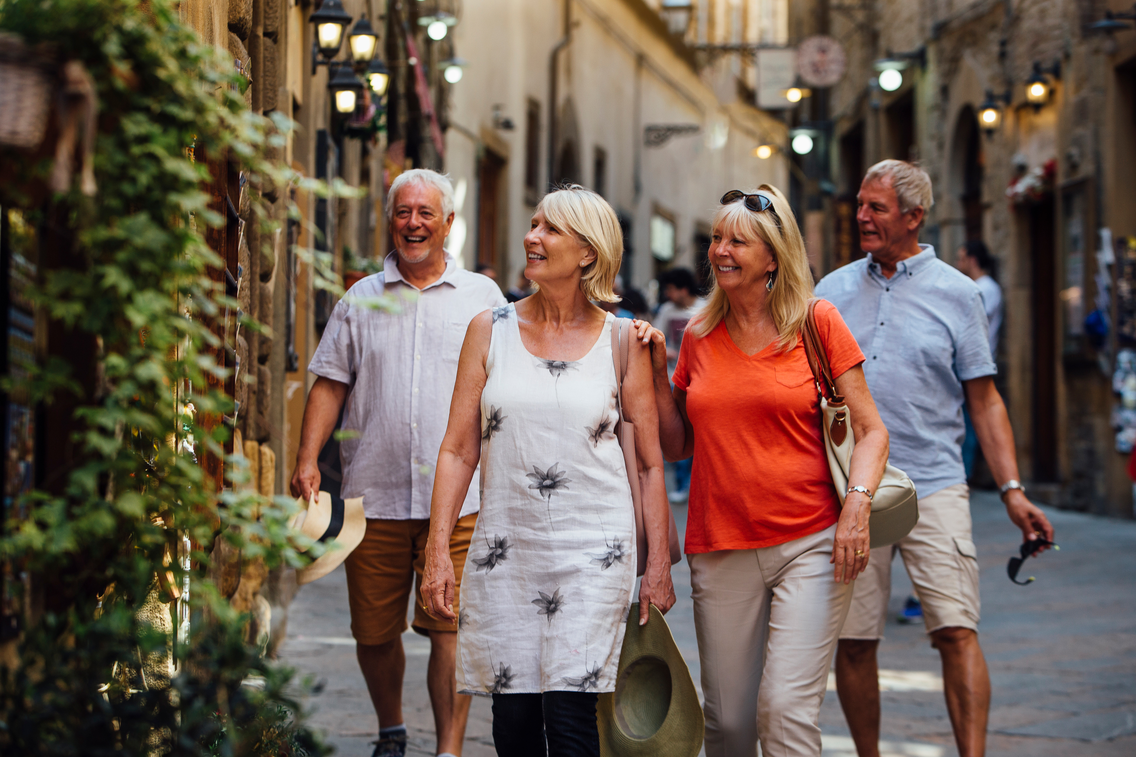 Share experiences with your fellow travellers